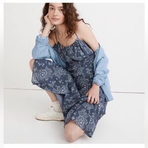 Madewell blue floral midi dress. Sleeveless. Size 4.